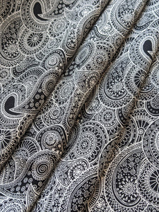 Fabric Remnant - black paisley viscose - 90cms